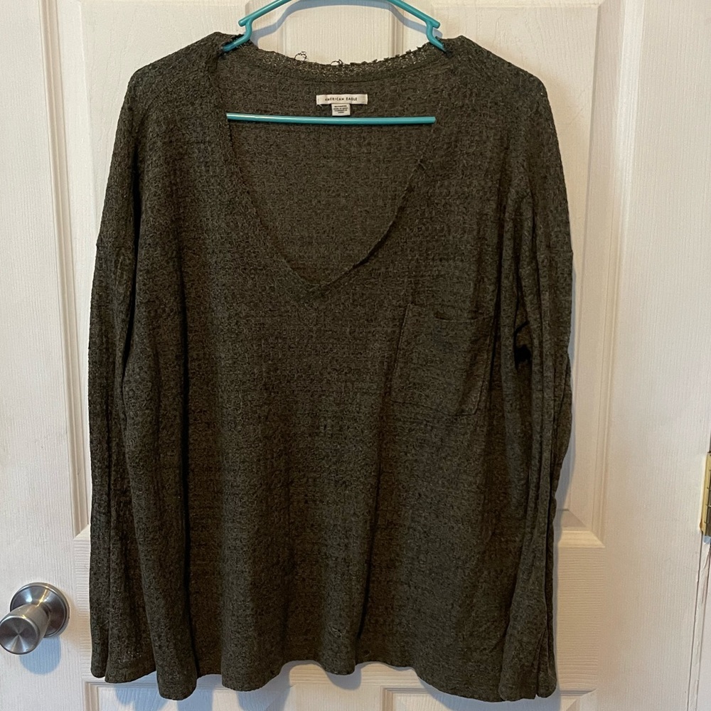 American Eagle Sweater